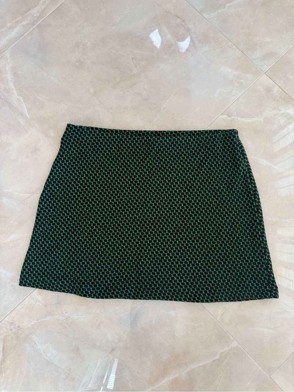 Zara geometric green and black mini skirt